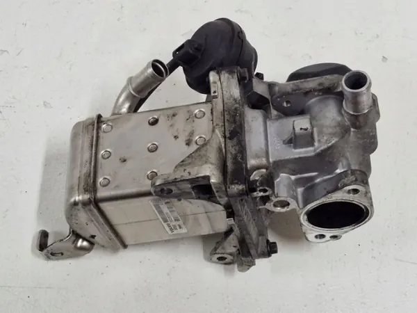 Válvula EGR Volvo OEM 31422119 para V40 II 2.0 D4 image 8