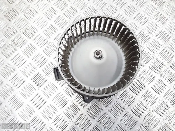 Lämmittimen puhaltimen moottori OEM AM-451832 Kia Sorentolle image 4