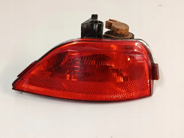 OEM M6118 Vasen takasumuvalo Megane IV HB:lle image 2