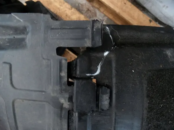 OPEL MERIVA B Front Right Wheel Arch 13267681 image 4