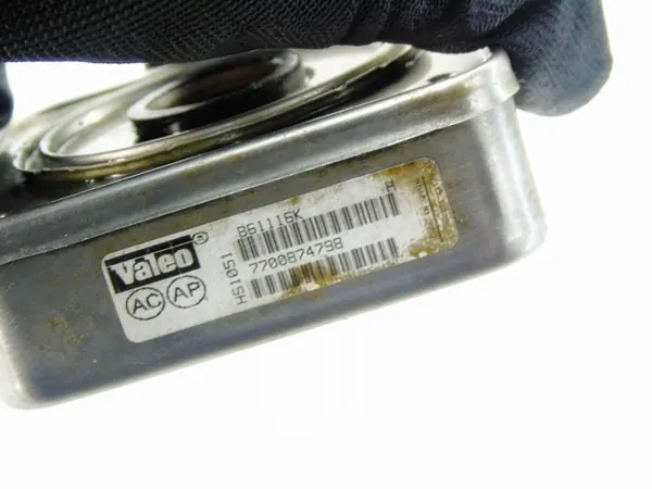 Arrefecedor óleo caixa OEM 7700874798 - Usado image 5