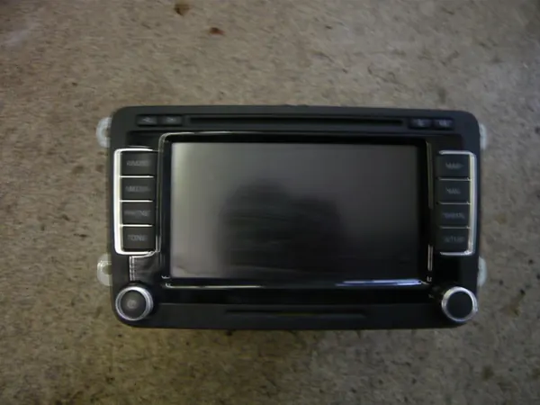 Radio Navi OEM 1T0035680B pour VW Passat CC B6 image 2