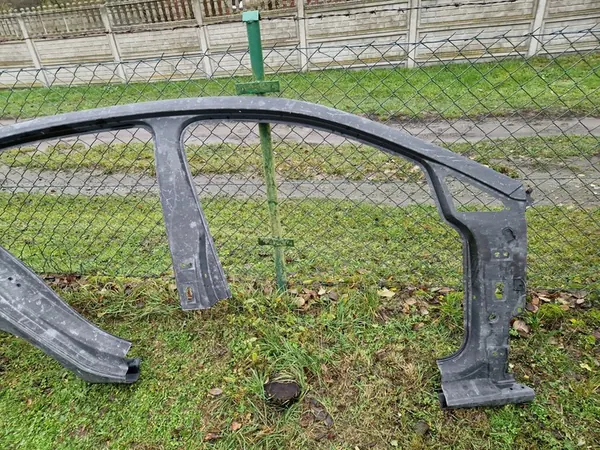 Painel de para-lama traseiro direito VW Golf VIII 8 image 3