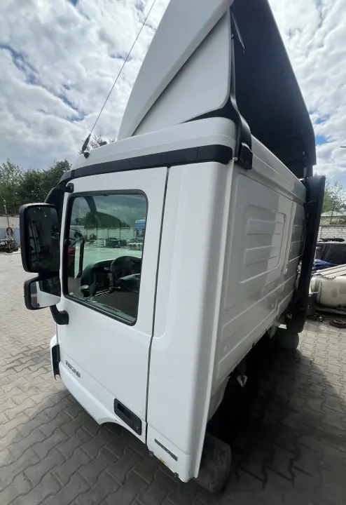 Cabina día Mercedes Actros MP3 MP2 - OEM Dzienna mp3 biała image 3