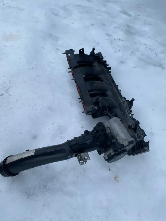 Coletor de admissão Mercedes 2.0 W176, W117 A2700900737 image 2