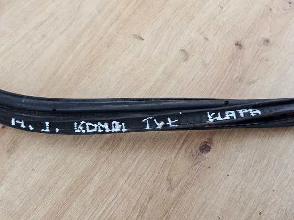 OEM USZCZELKA TYLNEJ KLAPY BAGAŻNIKA OPEL ASTRA J KOMBI image 6