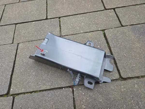 OEM 7308826 Oikea Ilmanotto-Ohjaus BMW 7-sarja image 4