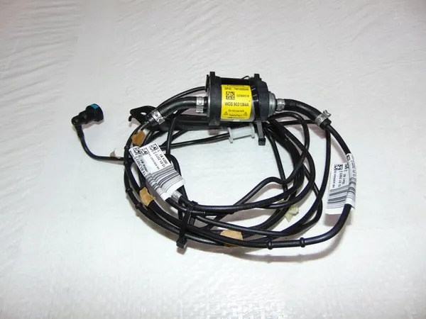 BMW 330D G20 G21 Webasto Pump Diesel OEM 9031364A image 2