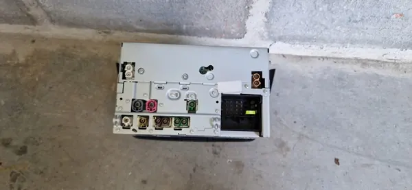 Radio Mercedes Clase C W204 OEM A2049002511 image 3