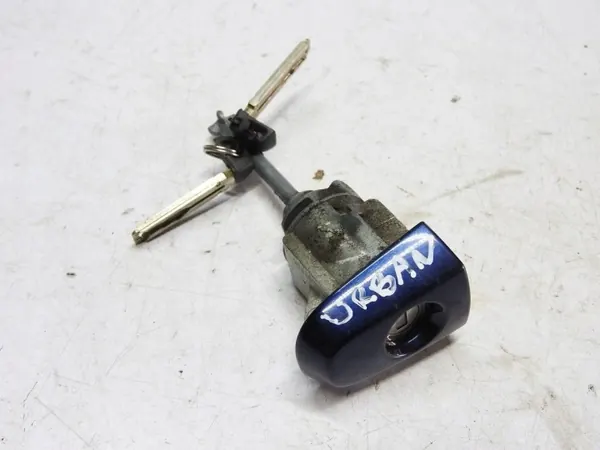Insert de clé Toyota Urban Cruiser OEM w615f - Occasion image 2