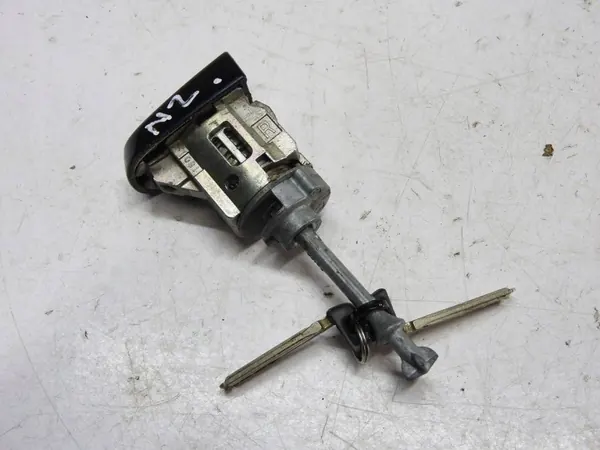 Insert de clé Toyota Urban Cruiser OEM w615f - Occasion image 4