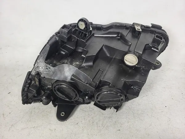 MERCEDES C-KLASA W205 RECHTS HALOGEEN REFLECTOR image 6