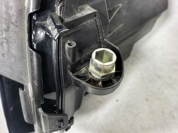 MERCEDES C-KLASA W205 RECHTS HALOGEEN REFLECTOR image 9