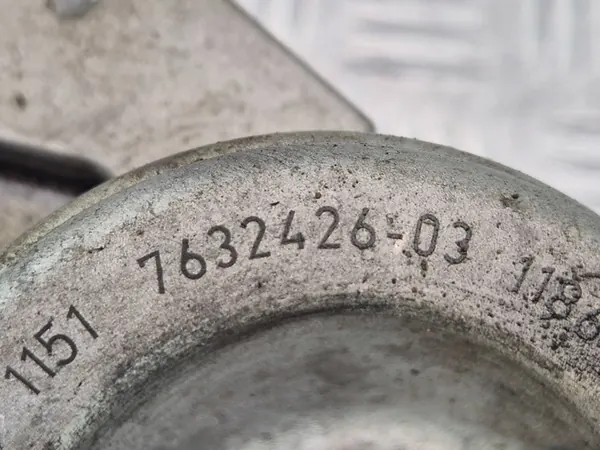 Vattenpump BMW 5 F10 F11 image 7