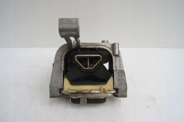 Supporto motore 1.6 TDI Touran III image 3