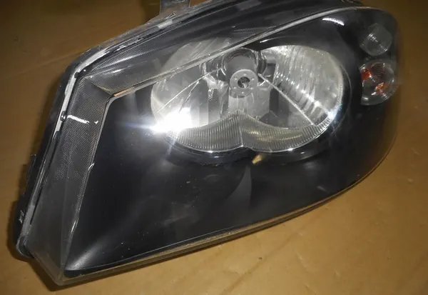 Farol dianteiro esquerdo Seat Ibiza III Cordoba 6L1941751M image 2