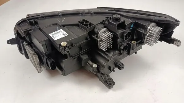 Farol dianteiro direito VW Tiguan II LIFT 20-24 5NN941082D image 7