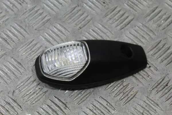 Höger List OEM 26183LC40A för Nissan NT500 image 2