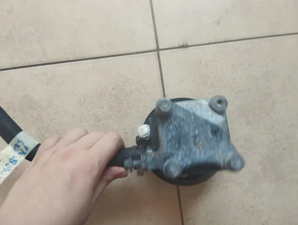 Bomba de direção assistida VOLVO XC70 II XC60 I V70 III S80 image 3