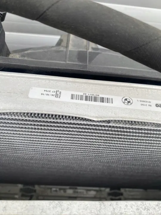 BMW 5 F10 F11 Vesijäähdytin Tuuletin Kokonaisuus OEM image 4