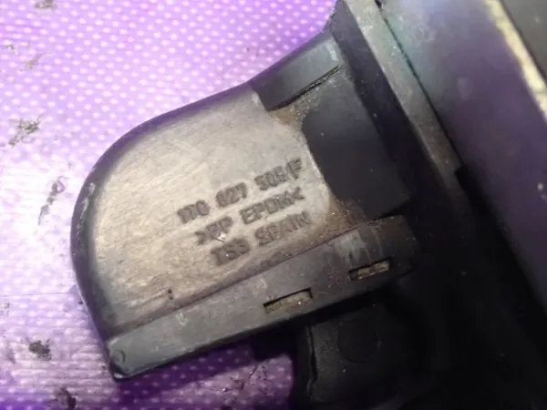 VW Touran I 03-06 Baklucka Lås 1T0827505F 4 Pin image 6