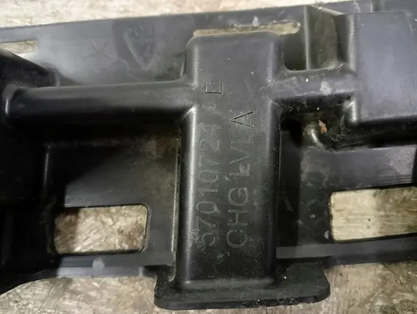 Takapuskuri-imukappale Jeep Grand Cherokee WK2 image 2