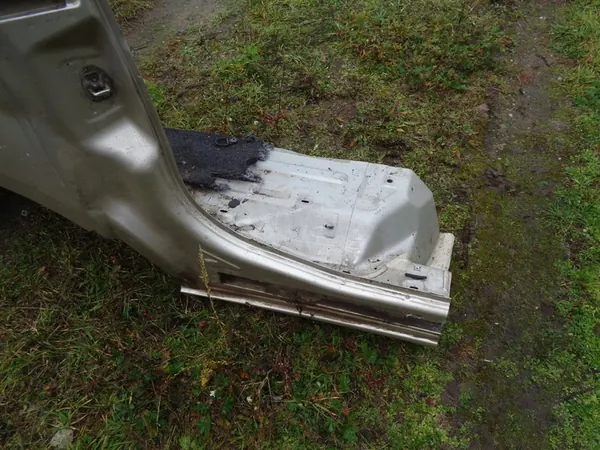 Pannello posteriore destro Fiat Doblo II Opel Combo D image 2