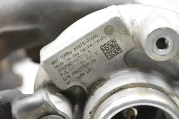 Turbo VW OEM 03C145701R para Golf VI 1.4L image 3