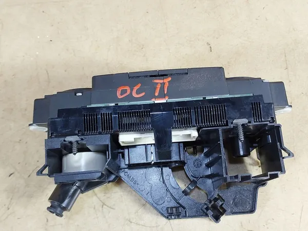 Klimaanlagenpanel Skoda Octavia II image 4