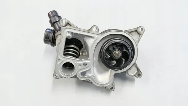 BMW Vattenpump Termostat N57 image 4