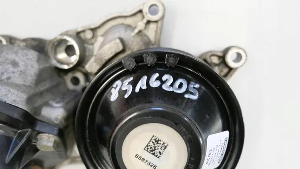 BMW Vattenpump Termostat N57 image 7