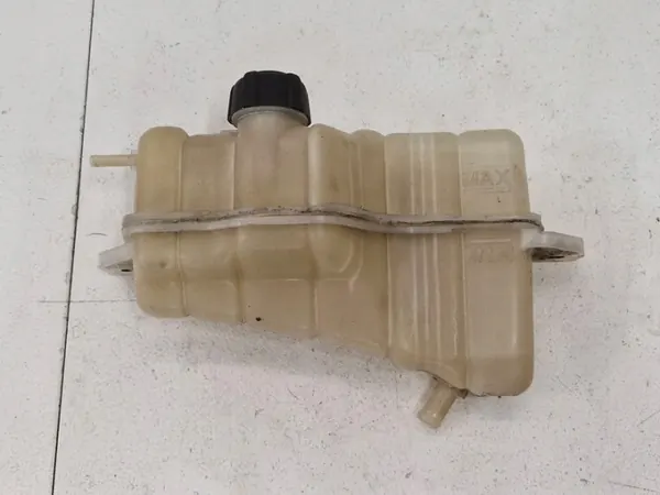 Expansionsbehållare Nissan Juke 1.2 DIG OEM 21710BV80A image 2