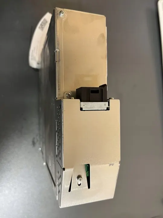 BMW CD-vaihtaja OEM 602180462528 5-sarja E60:lle image 3