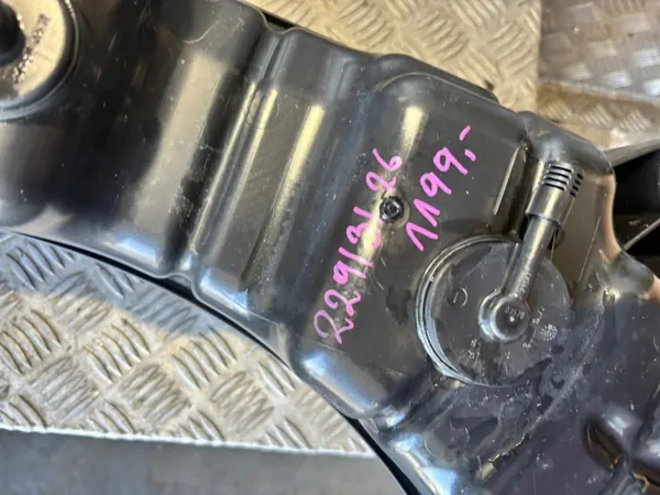 AdBlue-tankpomp OEM 237G00281R voor Dacia Dokker image 9