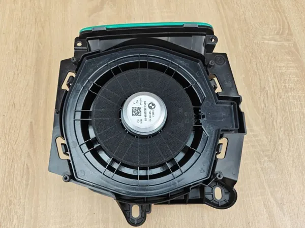 OEM 2622566 höger subwoofer för BMW 4 G26 G20 image 2