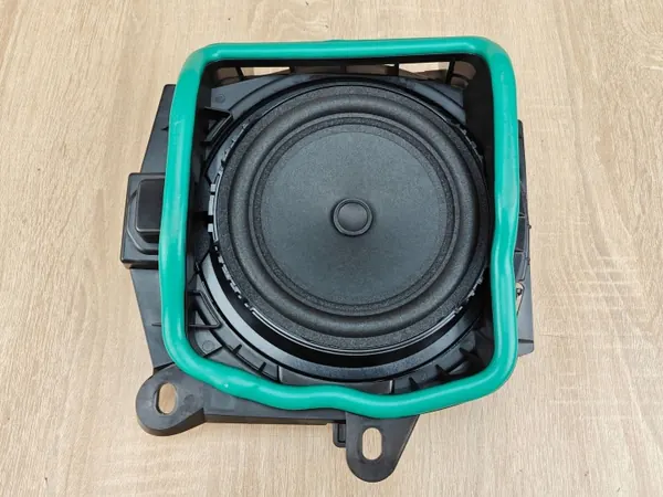 OEM 2622566 höger subwoofer för BMW 4 G26 G20 image 3