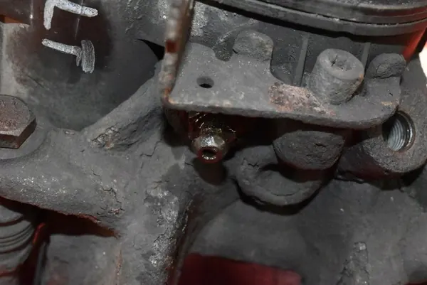 Linke Hintere Bremszange BMW F10 F11 2.0 D 184 PS image 3