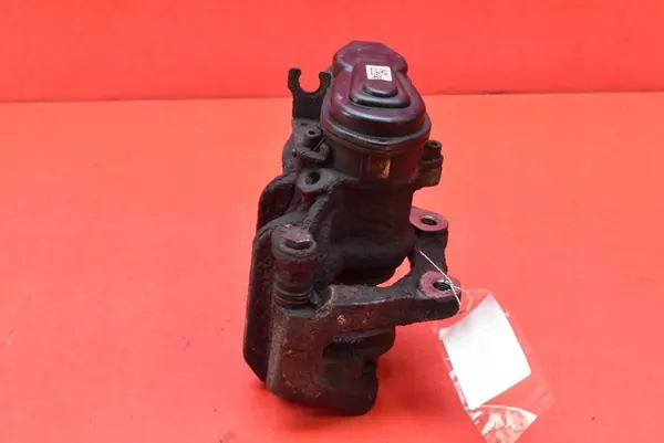 Linke Hintere Bremszange BMW F10 F11 2.0 D 184 PS image 4