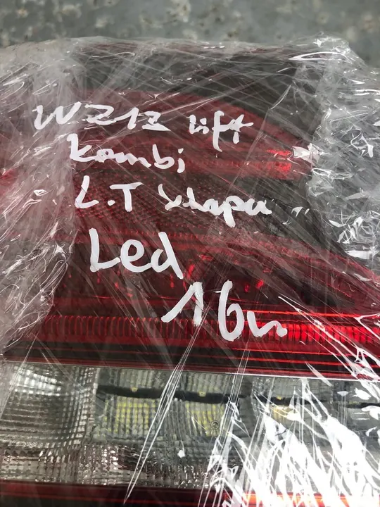 LED LINKER ACHTERLAMP MERCEDES W212 STATION A2129061903 image 6