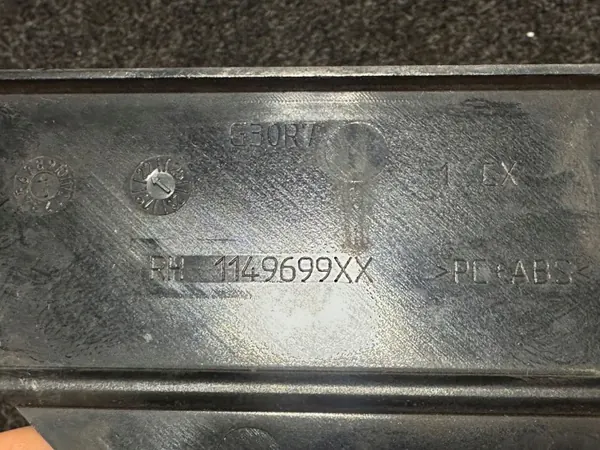 BMW 5 G30 G31 Lame de grille radiateur OEM 1149699XX image 4