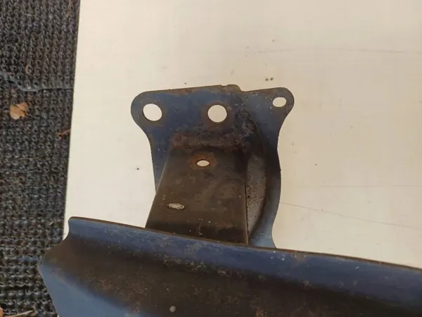OEM BHZ2563 Etupuskurinvahvike VW Touran image 5