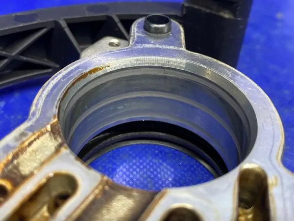 Régulateur de Distribution Droit OEM 06C103108D Audi image 8