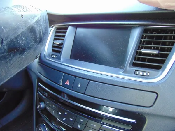 OEM KTPB Werksnavigationsradio für Peugeot 508 image 2