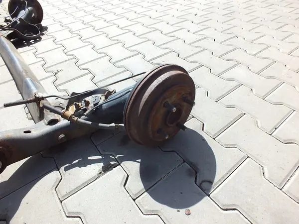 KIA PICANTO II TRAVESE SUSPENSIONE POSTERIORE 55100-1Y200 image 3