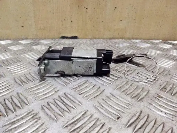 Brandstofdop met slot OEM 957202B000 voor Hyundai Santa Fe II image 5