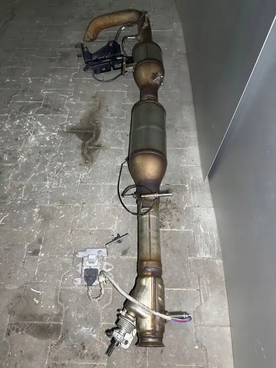 DPF/Katalysator Renault Master III OEM 82465654 - Gebraucht image 3