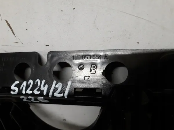 SKODA OCTAVIA 1 I 96- Grill 1U0853651E 1U0853653A image 7