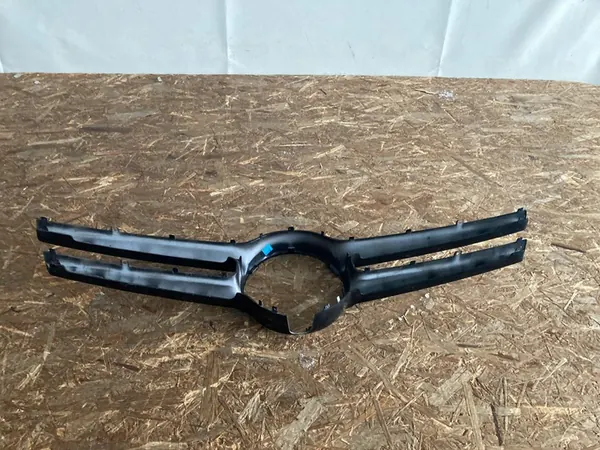 Mercedes-Benz OE A2128850622 rifinitura griglia image 4