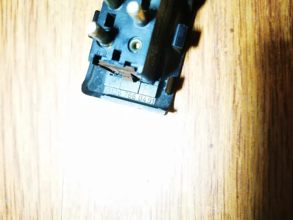 Achterraam schakelraam Mercedes W126 SEL SE image 4