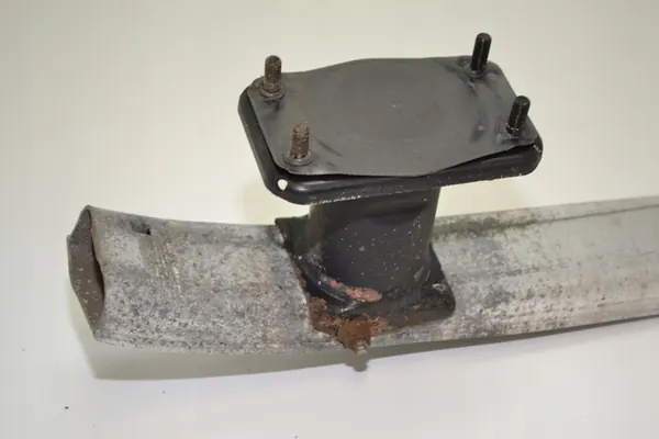 Mercedes W211 Berlina Trave Posteriore Paraurti A2116160214 image 5